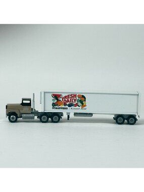 Winross 1:64 Scale Stauffers Of Kissel Hill Fresh Daily Delivery Truck